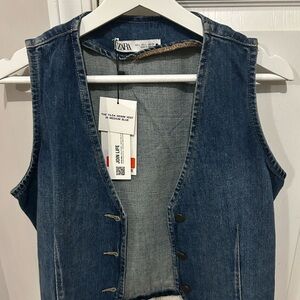 Zara Indigo Denim Sleeveless Jacket